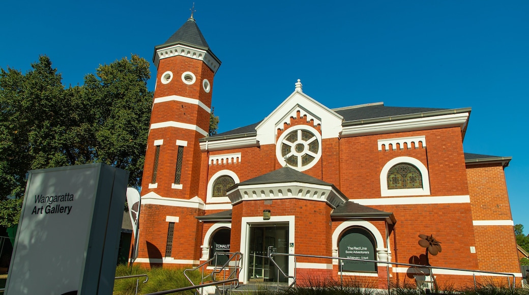 Wangaratta Art Gallery featuring heritage architecture