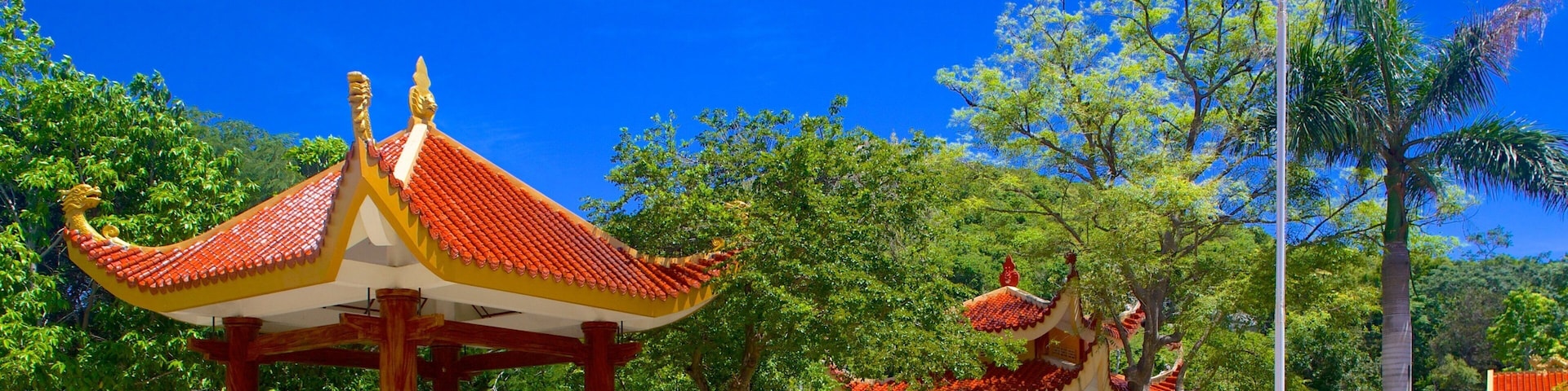 Minh Dam Mountain featuring a temple or place of worship