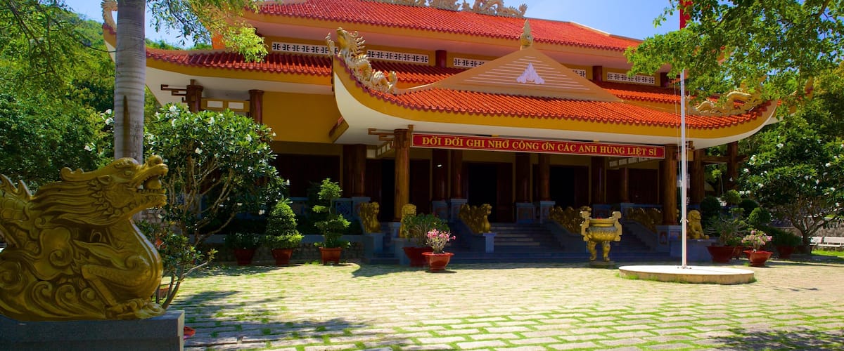 Minh Dam Mountain which includes a temple or place of worship