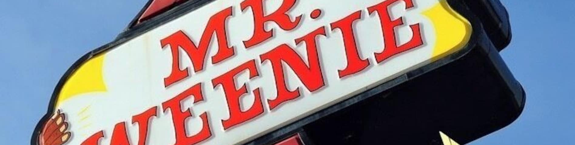 It’s Weenie Time! Must stop and get a tshirt with a dog if passing through Peru IN (Circus City)