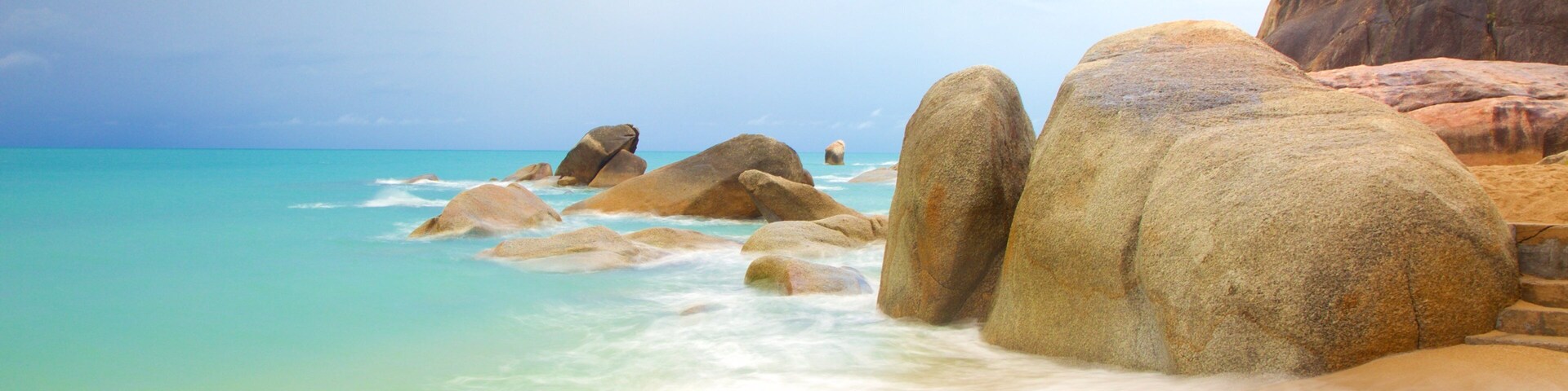 Hin Ta and Hin Yai featuring rugged coastline