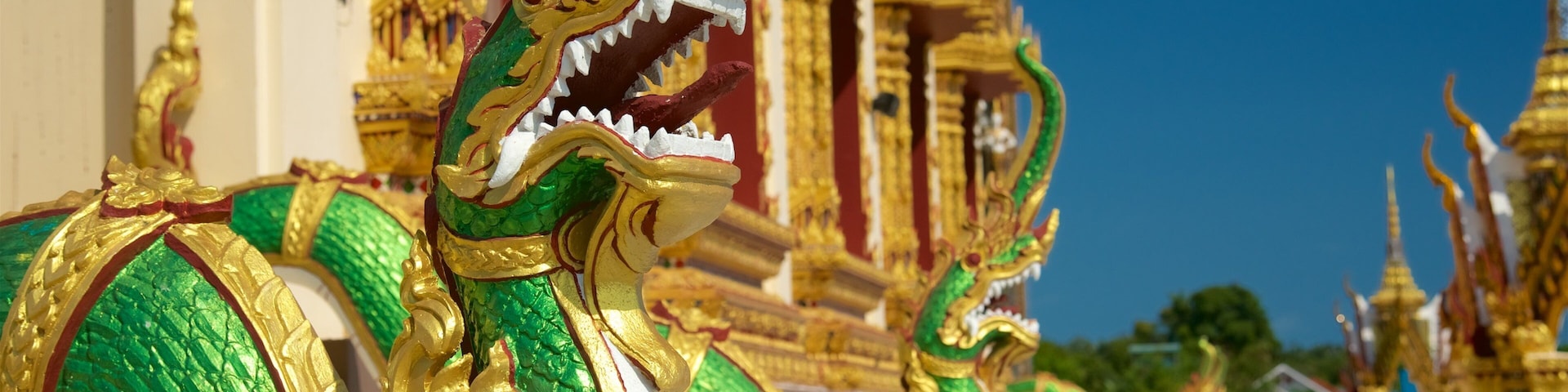 Wat Plai Laem