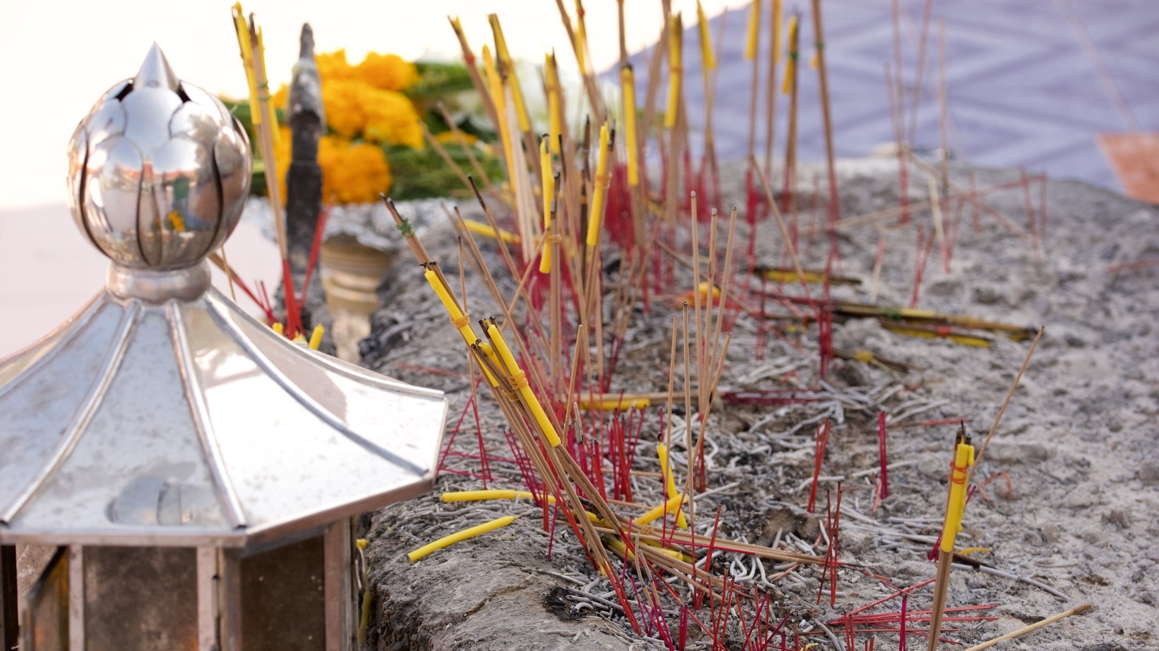 Big Buddha Beach molo som viser religiøse elementer