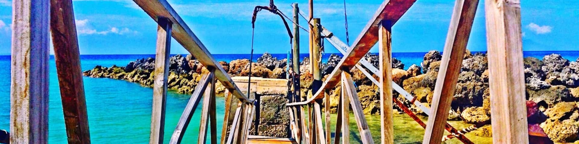 Im not sure if its safe to cross this foot bridge. But there' s no signage anyway... Sooo, here we go
#alongTheWay
#roadtrip