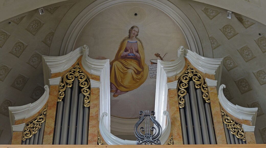 Fresco representing Saint Cecilia by Josef Arnold der Ältere and the Barocque organ (1845) in the parish church of Lajen (South Tyrol)