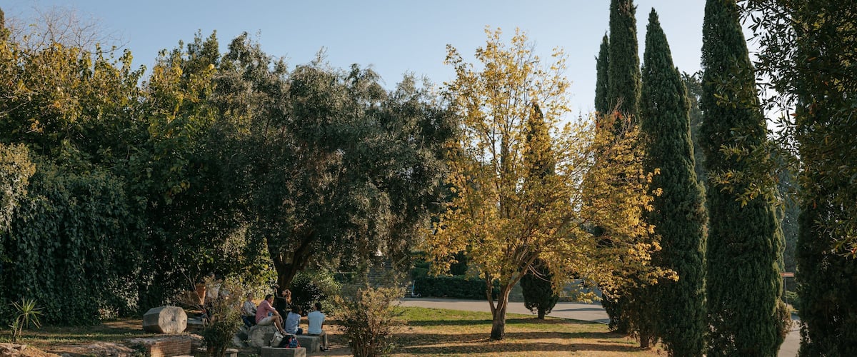 Colle Oppio Park featuring a garden