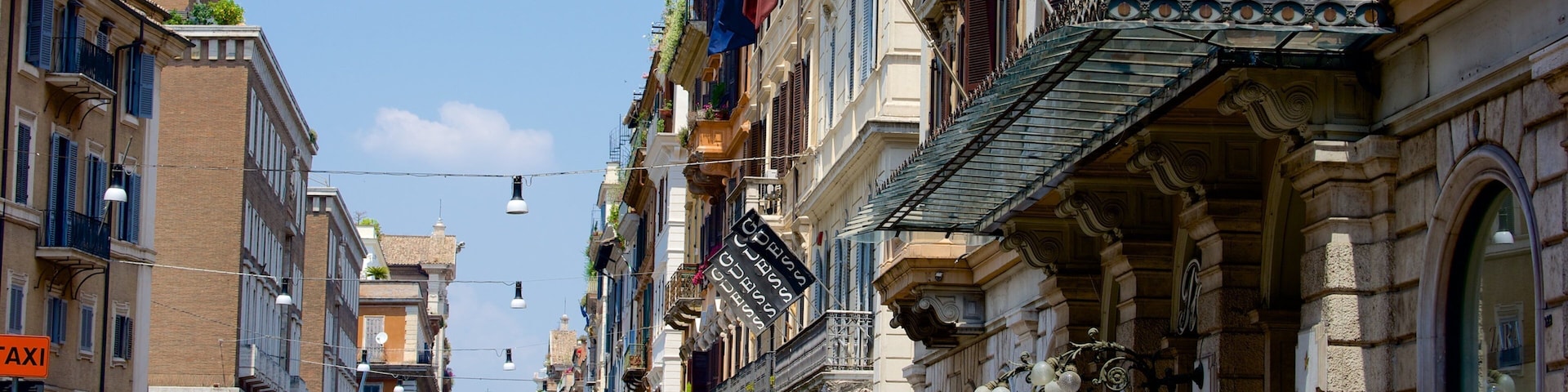 Via del Corso showing a city and street scenes as well as a large group of people