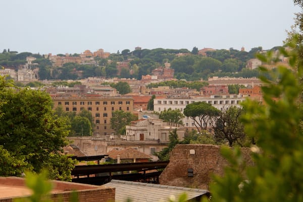 Colina Palatina que incluye una ciudad
