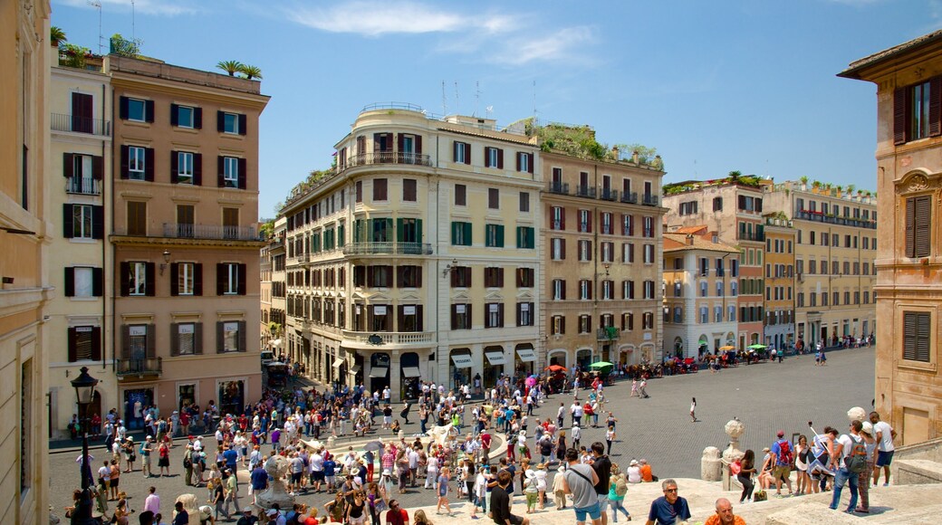 Via del Babuino som inkluderer torg eller plass, by og gatescener