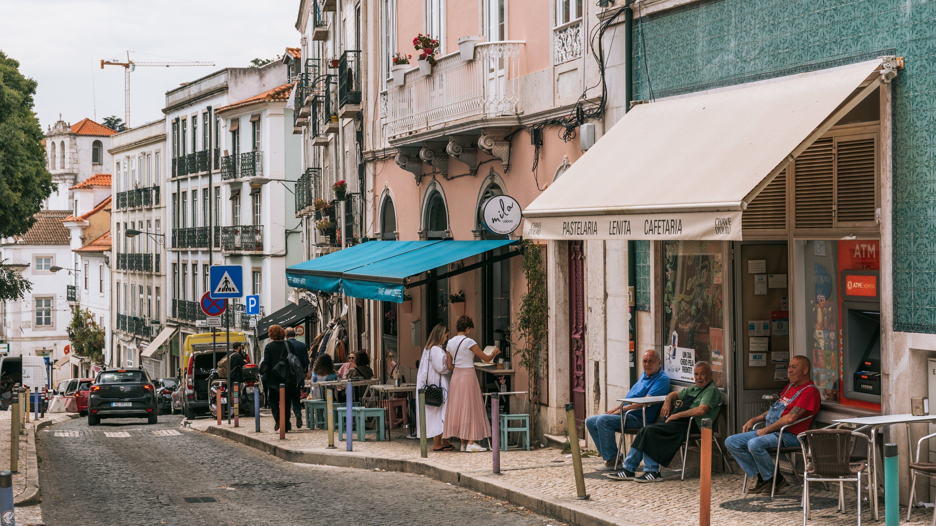 Santos showing street scenes and a city