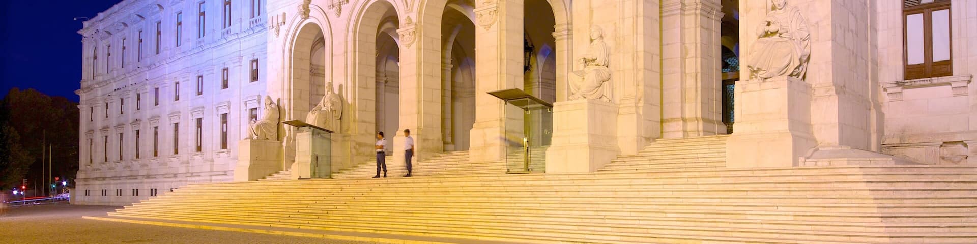 Parliament which includes heritage architecture, night scenes and an administrative buidling