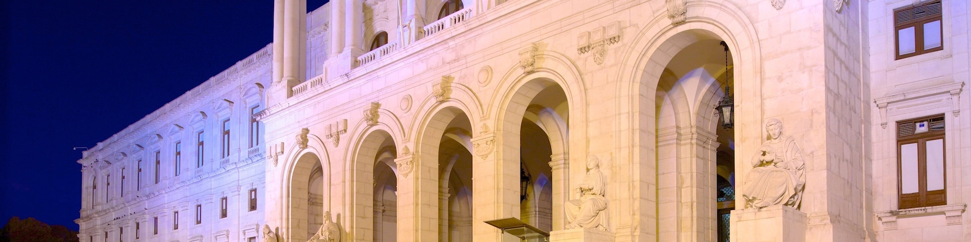 Parliament which includes heritage architecture, night scenes and an administrative buidling