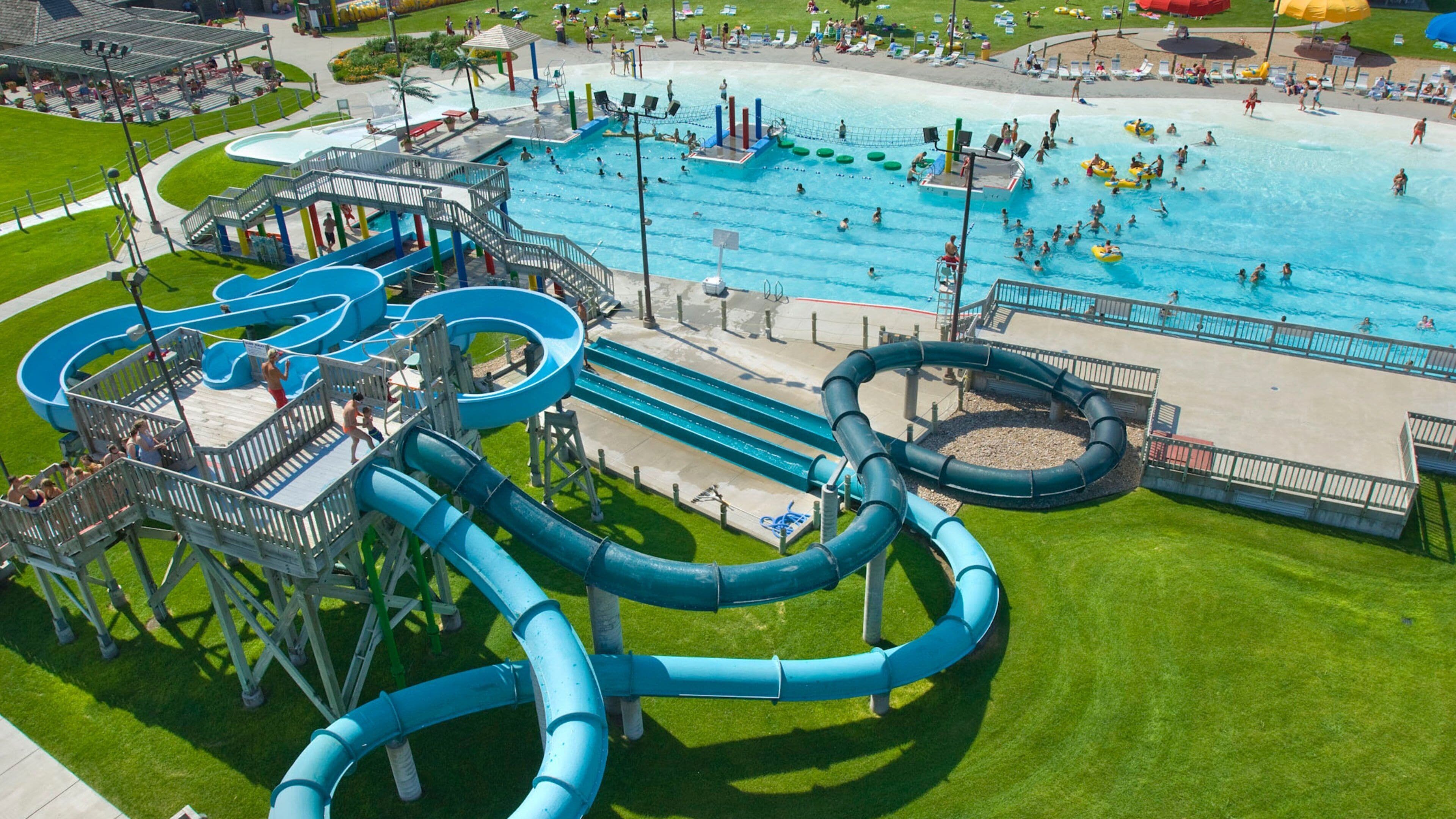 Island Oasis Water Park featuring a water park, swimming and a pool