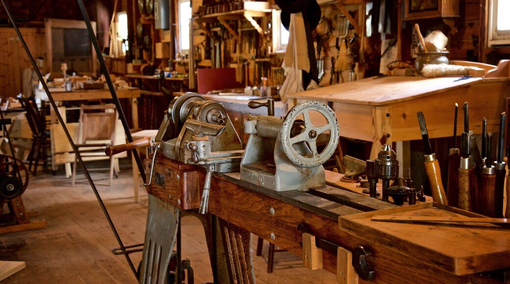 Stuhr Museum of the Prairie Pioneer which includes heritage elements and interior views