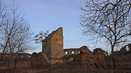 The remains of the fortress overlooking the small town of Saschiz
