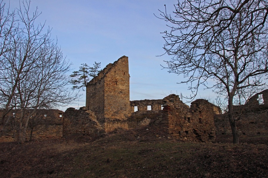 The remains of the fortress overlooking the small town of Saschiz