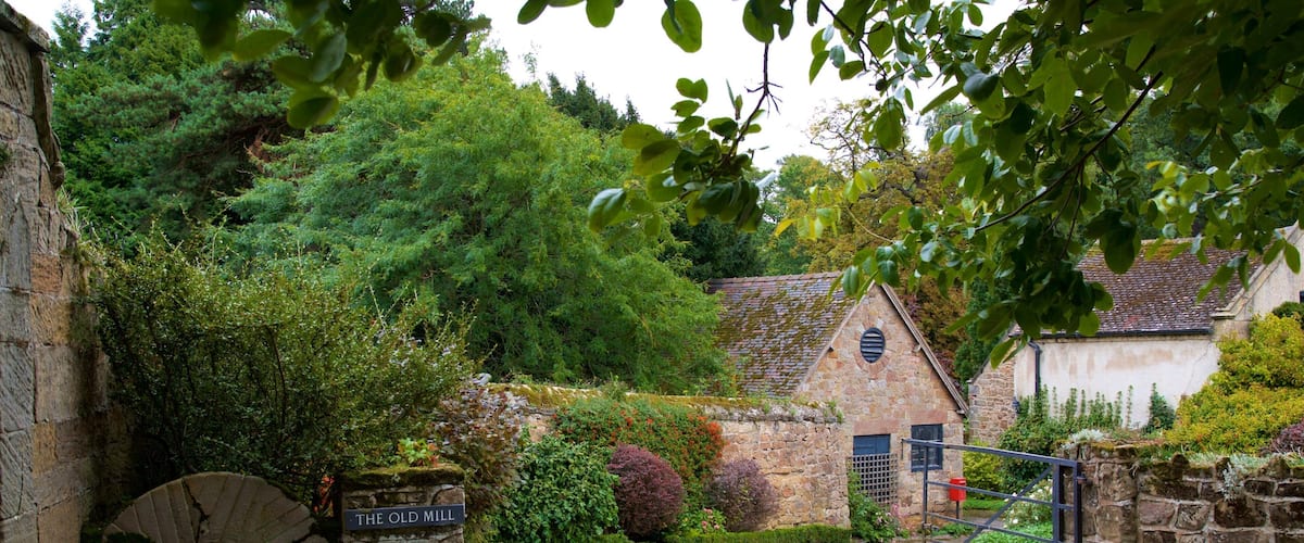 Melbourne featuring a small town or village