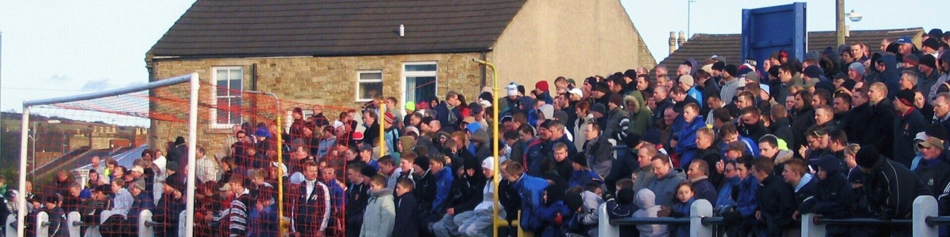 We've all heard about the English FA Cup.
Is there a better place to experience the FA Cup than Crook Town?
I say no.
Awesome experience to see Crook Town take on Bury St Edmonds in the FA Cup.
5.3.2006