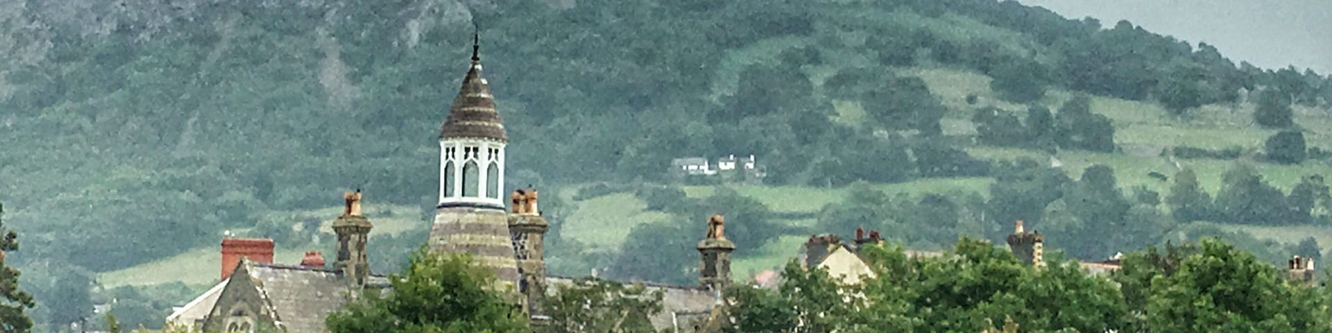 Llanfairfechan, Wales - a wonderful walk around the beaches and park #landscape #nature #red #travel #nationalpark #hiking #england