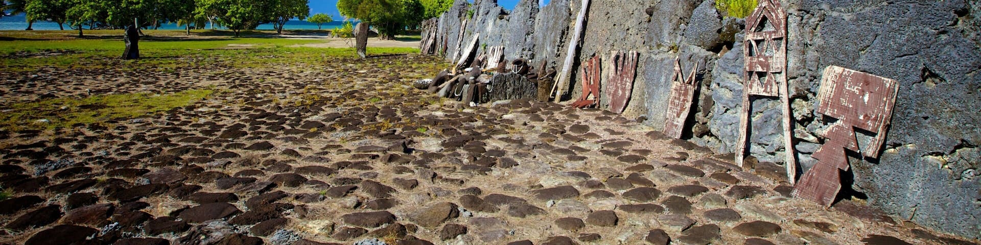 Marae Taputapuatea featuring tranquil scenes