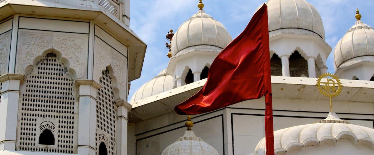 Shri Guru Ravidas Mandir Chak Hakim showing a temple or place of worship, chateau or palace and heritage architecture