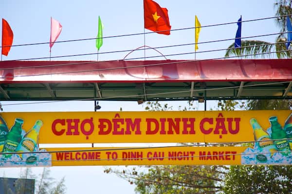 Dinh Cau showing markets and signage