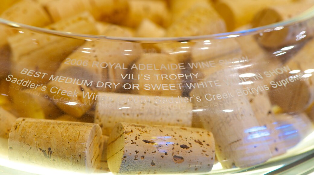 Saddlers Creek Wines showing signage