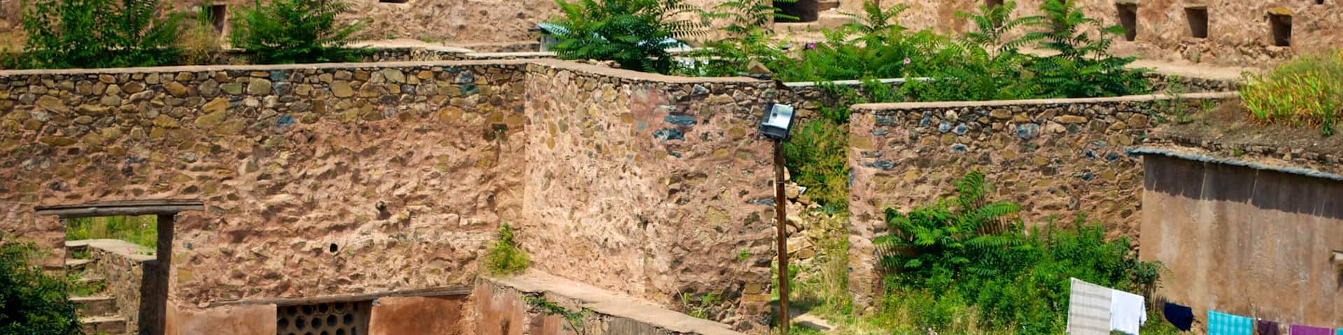 Hari Parbat Fort showing heritage architecture