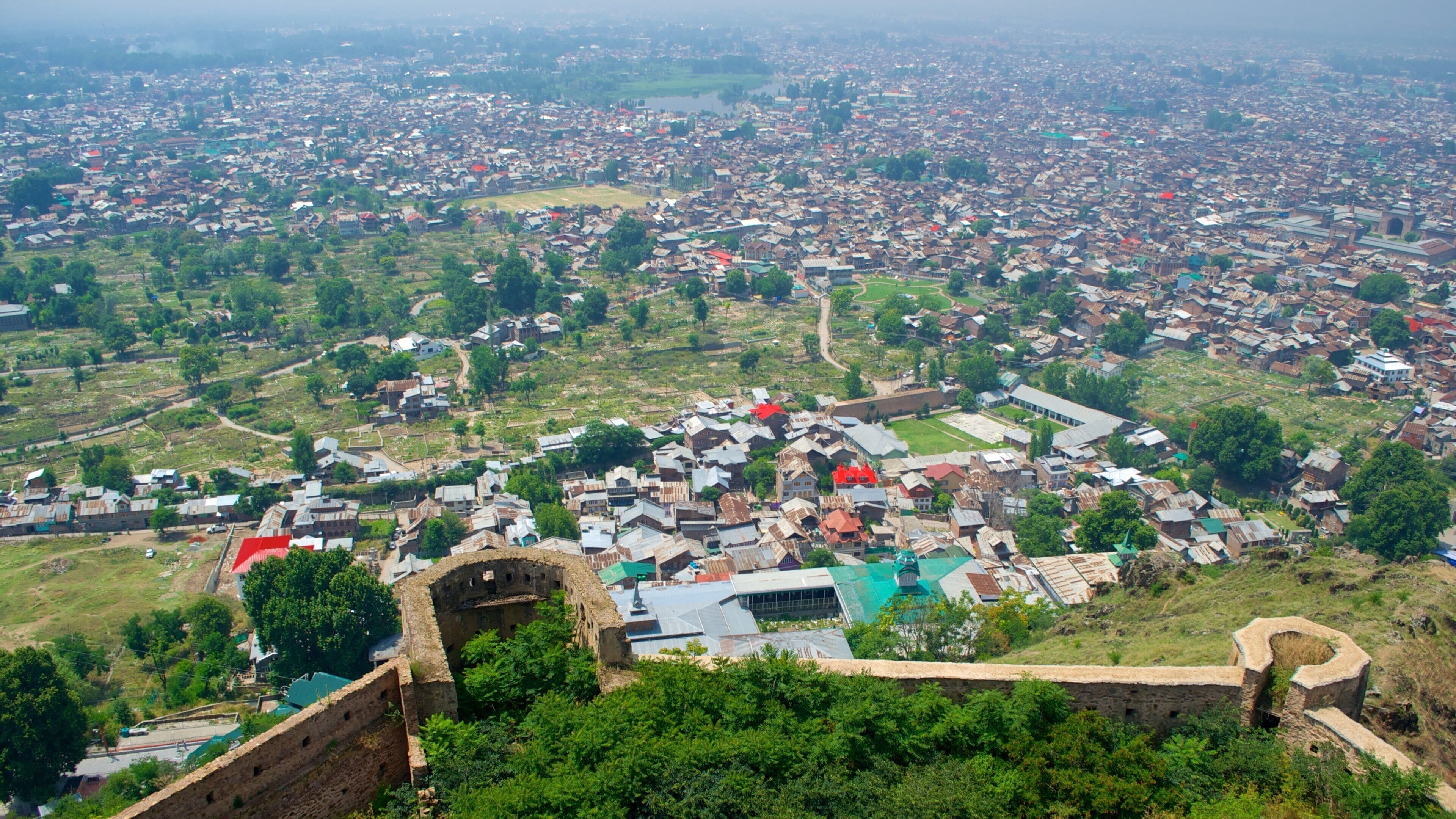 Hari Parbat Fort which includes a city