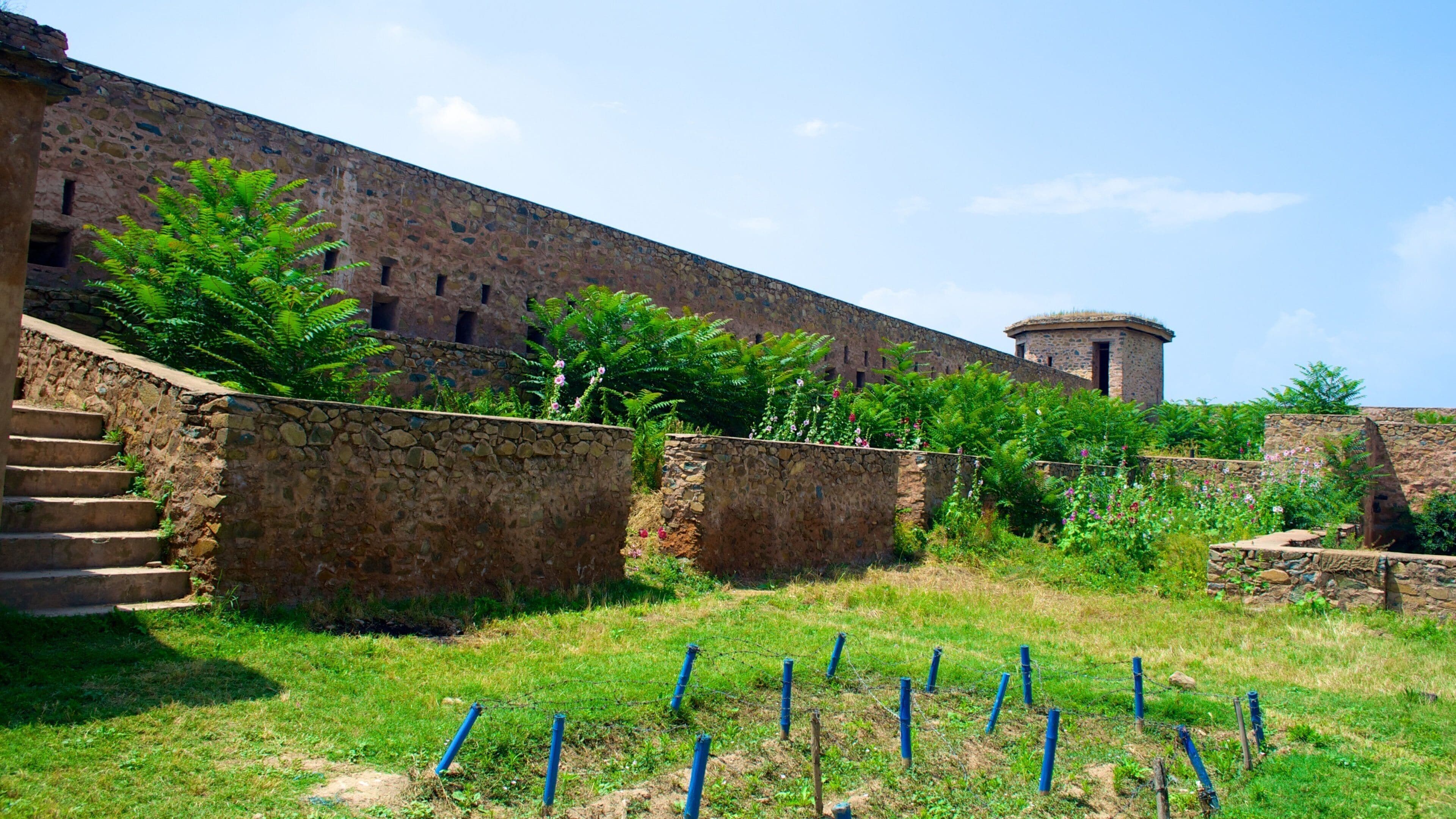 哈里帕布城堡 呈现出 歷史建築