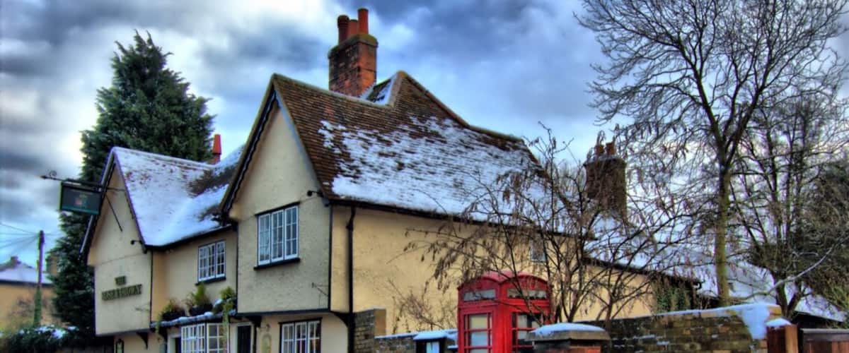 A really cosy pub in Ashwell, Hertfordshire, UK. This town is such a nice, tranquil place to visit. It was hit with the plague and there is a church with a lot if information about this chapter in England's history. The pub was great too!