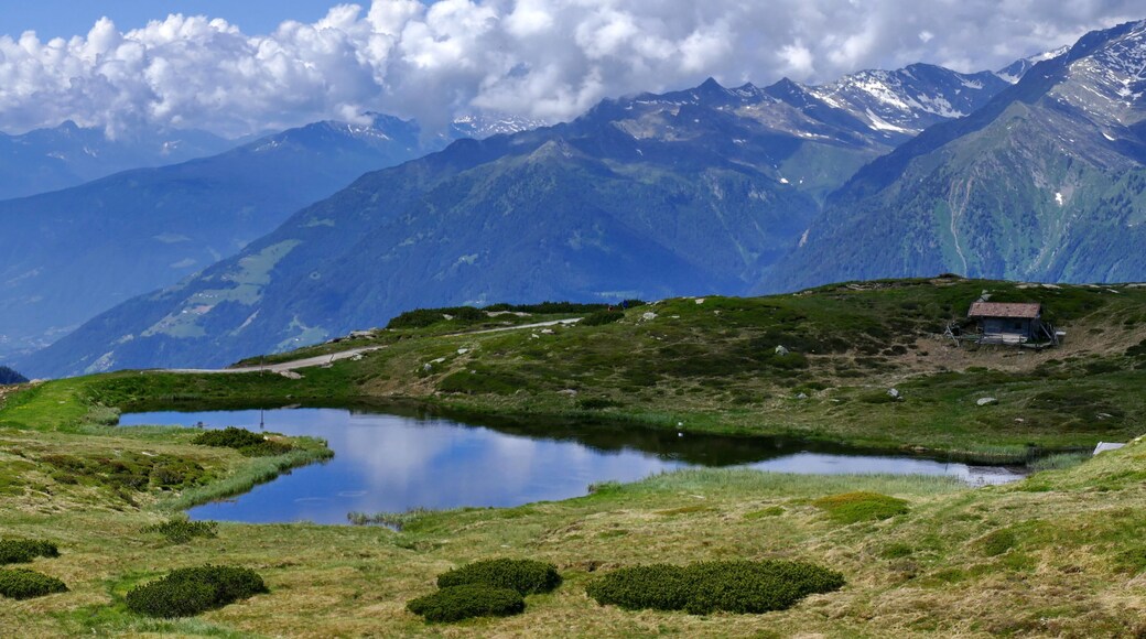 Kehlerlacke, gelegen am Weg von der Römerkehre der Jaufenpass-Straße zur Flecknerhütte