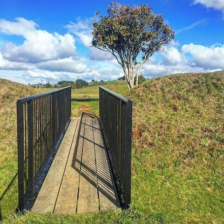 We visited the Alexandra Redoubt today. It is extremely significant in the land wars between the British and Maoris and you can still walk the trench walls. It's really great to visit places like this, you would hardly know it was there unless you had a local to take you like I did!
www.cheskiesgaplife.com