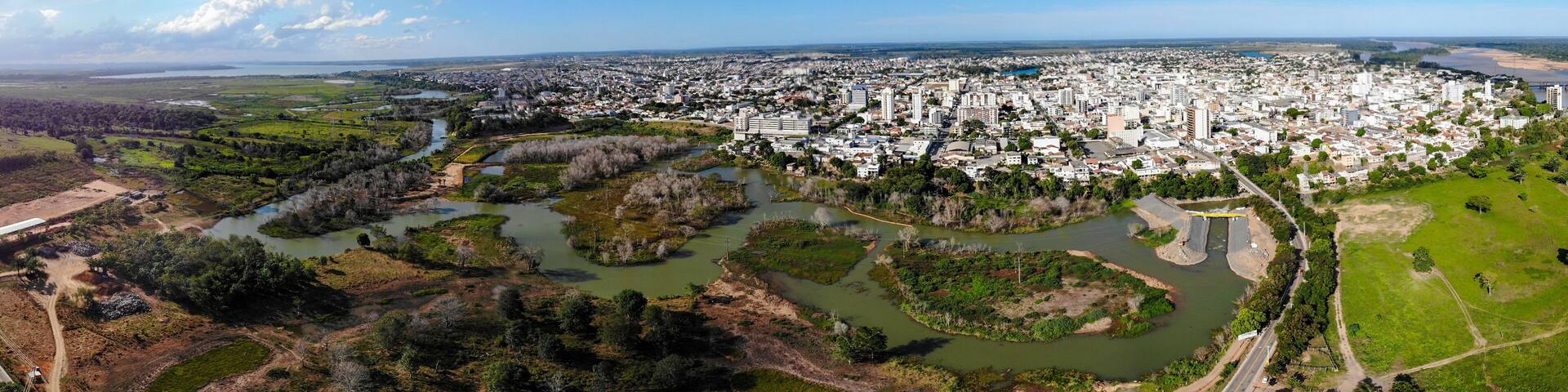 Contentation barrier of water in Linhares, Brazil