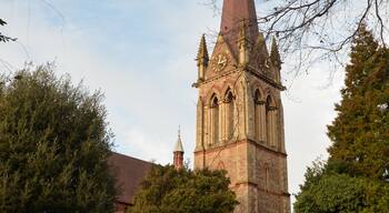 Lych Gate To Churchyard Of Church Of St Mary Magdalene Wikidata has entry Q26482885 with data related to this item.