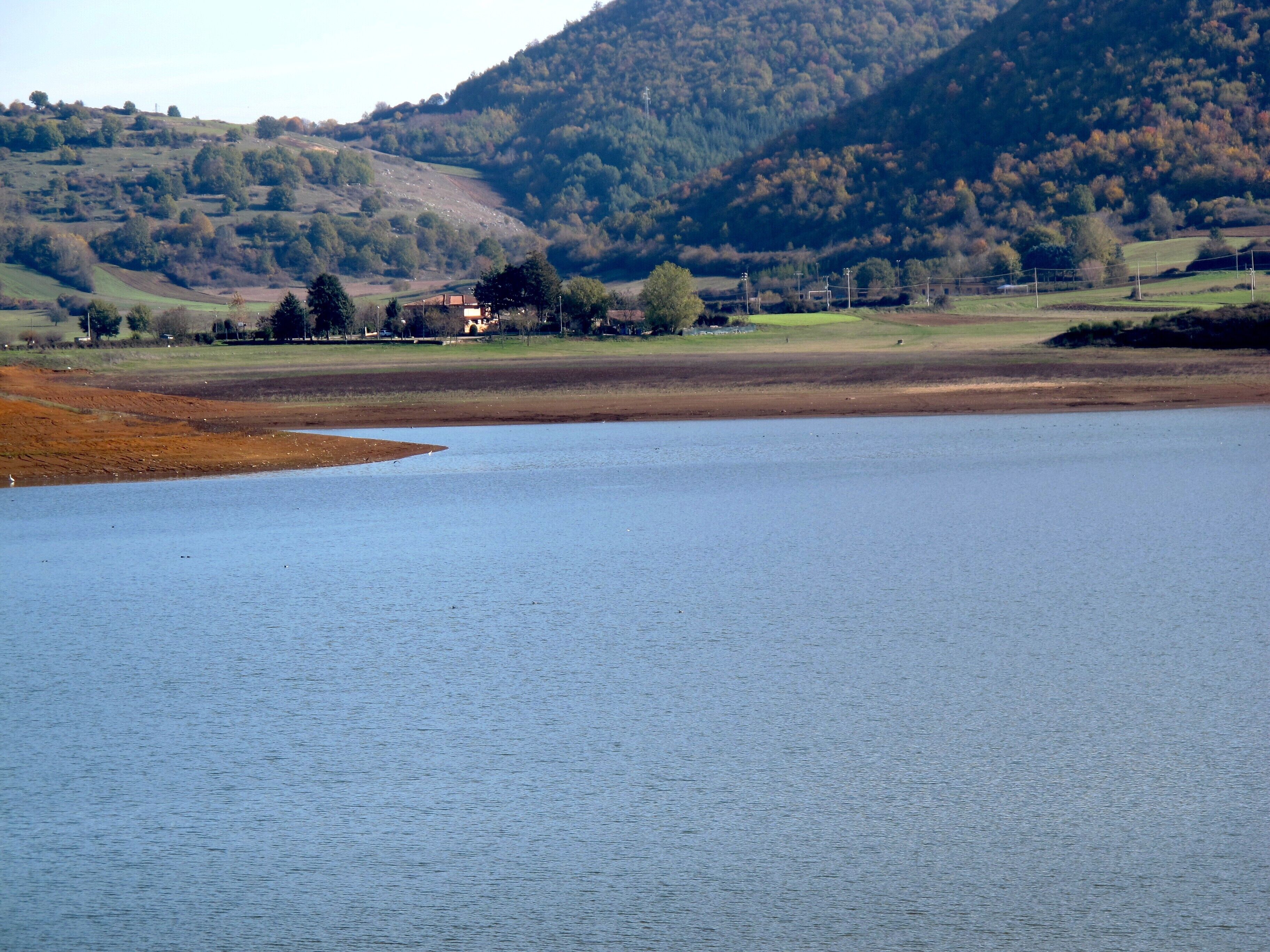 Lago di Canterno
