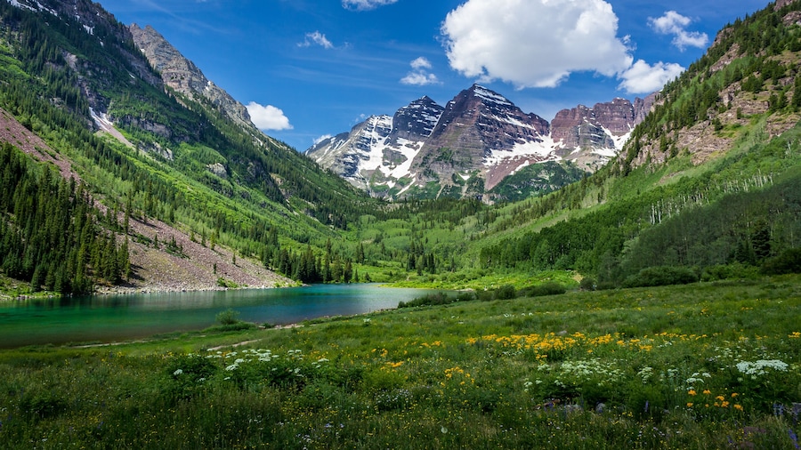 Maroon Lake and Maroon Bells