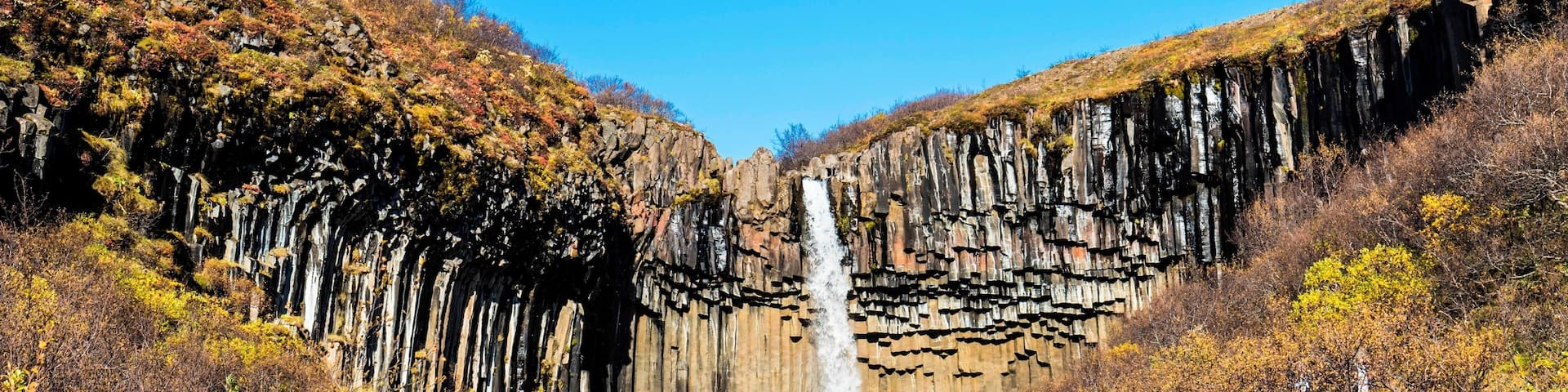 It's worth to walk about an hour to reach this waterfall in the south part of Iceland as the autumn scene here is so stunting.