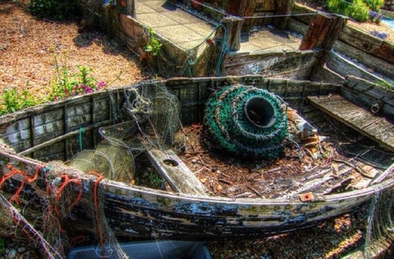 Old wooden boat feature, Heritage Trail, Paradise Park
