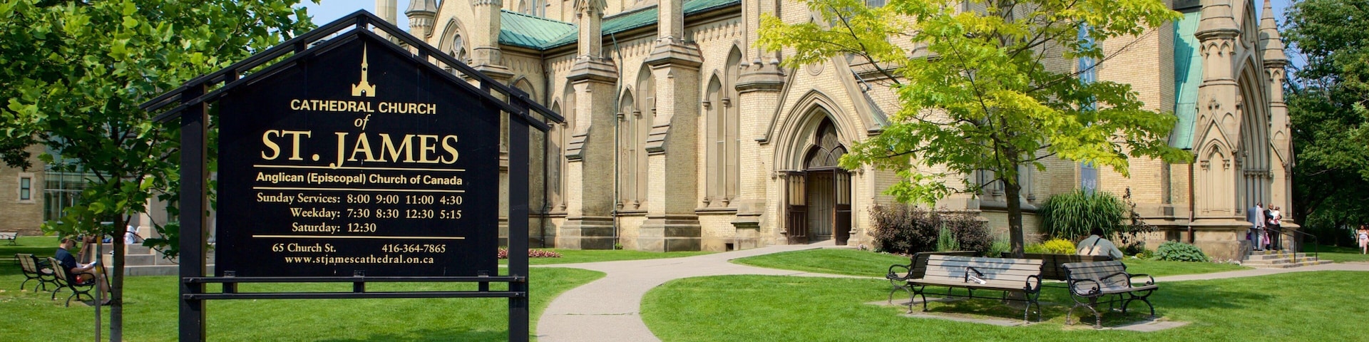 Old Town caracterizando arquitetura de patrimônio, sinalização e aspectos religiosos