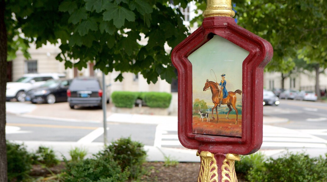 Embassy Row featuring outdoor art