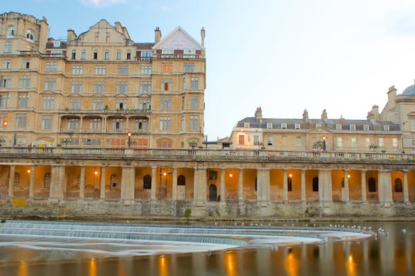 Pulteney Bridge which includes heritage elements, an administrative buidling and a river or creek