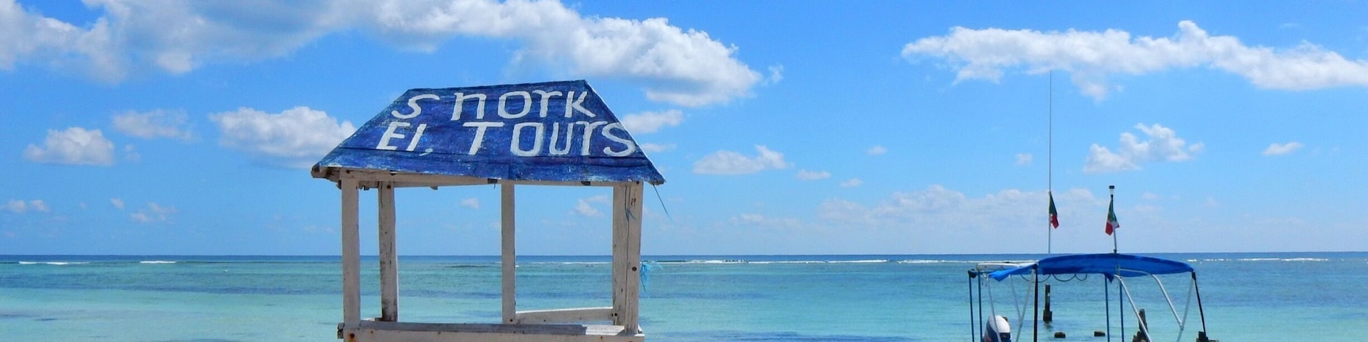 With the protection of a close inshore reef, Mahahaul offers the perfect beach location to swim or snorkel safety in the warm clear waters of the Caribbean. For the more adventurous there is the full range of water activities available such as kayaking, stand up paddling boarding, banana boat rides, jet skis, fishing, scuba diving and the newest cool thing fly boarding.
Afterwards lazy on sun beds in the shade of coconut trees on the white sand beaches while sipping cocktails and dreaming of staying forever. #waterlust