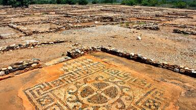 Beautiful mosaic at Ancient Olynthos (Olynthus), Polygyros municipality, Halkidiki ("Chalkidiki"), Macedonia, Greece