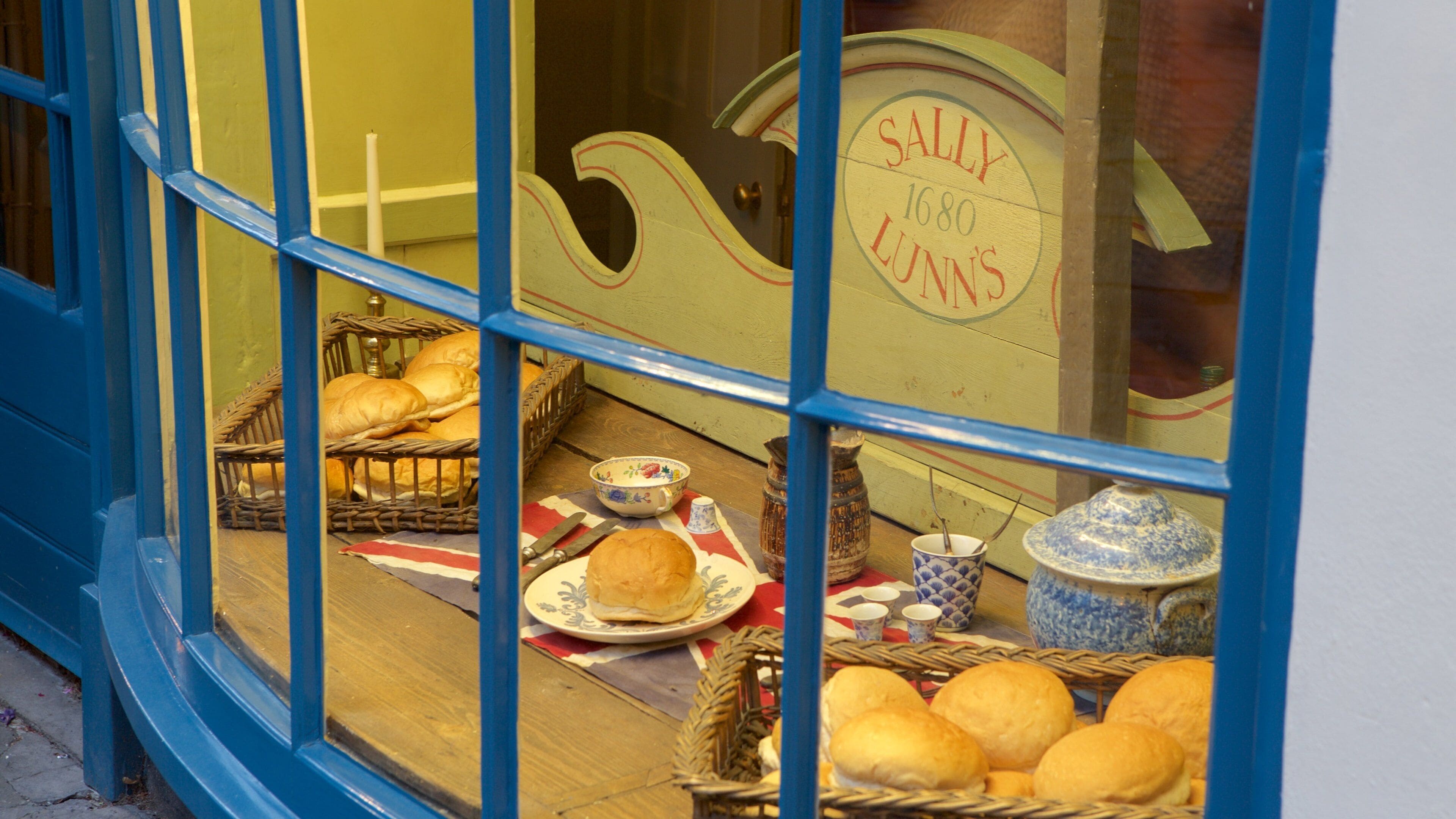 Sally Lunn\'s which includes food and signage