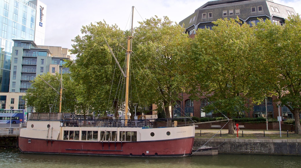 Watershed showing a bay or harbour