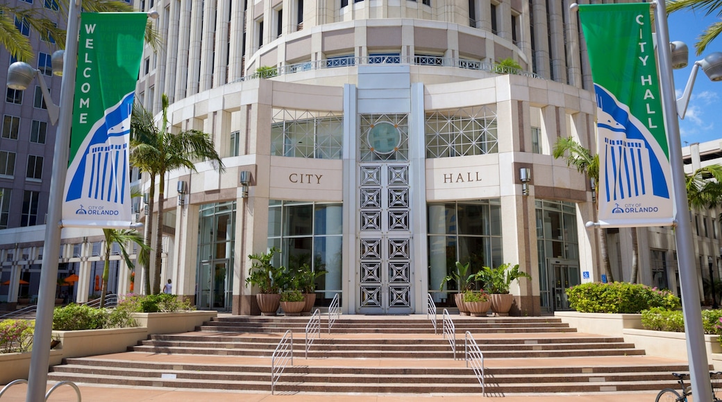 Orlando City Hall featuring a city