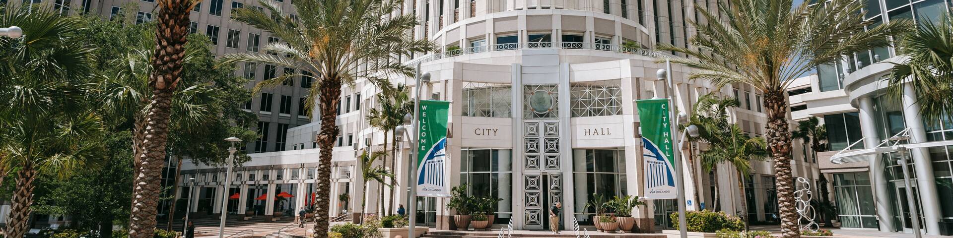 Orlando City Hall featuring a city and street scenes