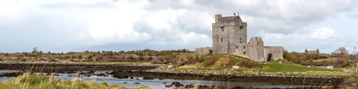 Dunguaire Castle (Caisleán Dhún Guaire) Kinvara Ireland