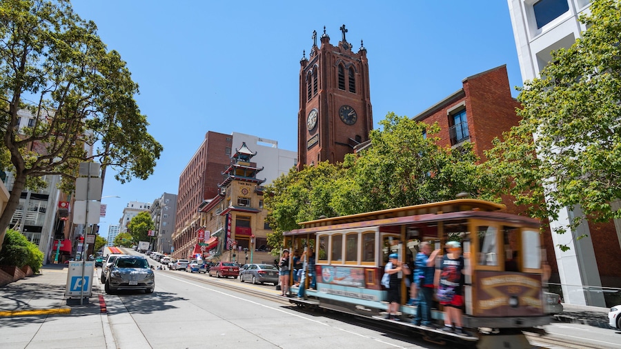 Downtown San Francisco featuring railway items